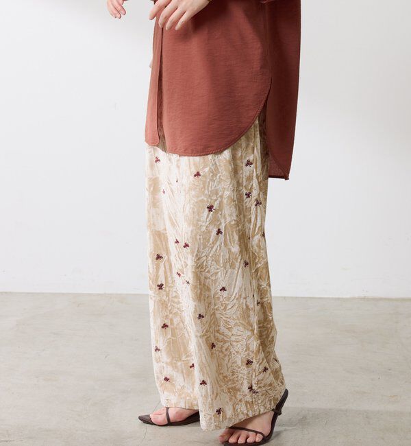 「クラッシュベロア刺繍パンツ」|チノ|