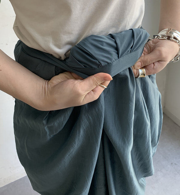  「【WEB限定】シアーリヨセルスリータックパンツ」|チノ|