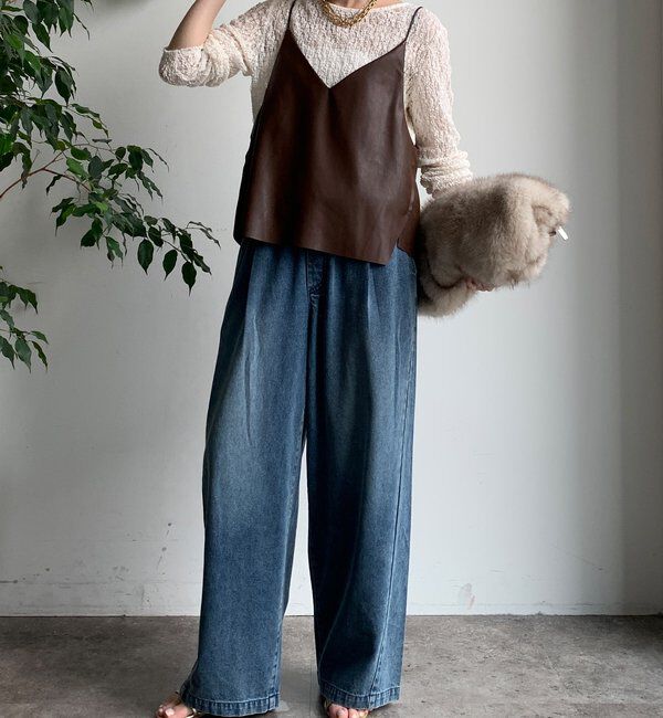  「【WEB限定】フェイクレザービスチェ」|シャツ・ブラウス|