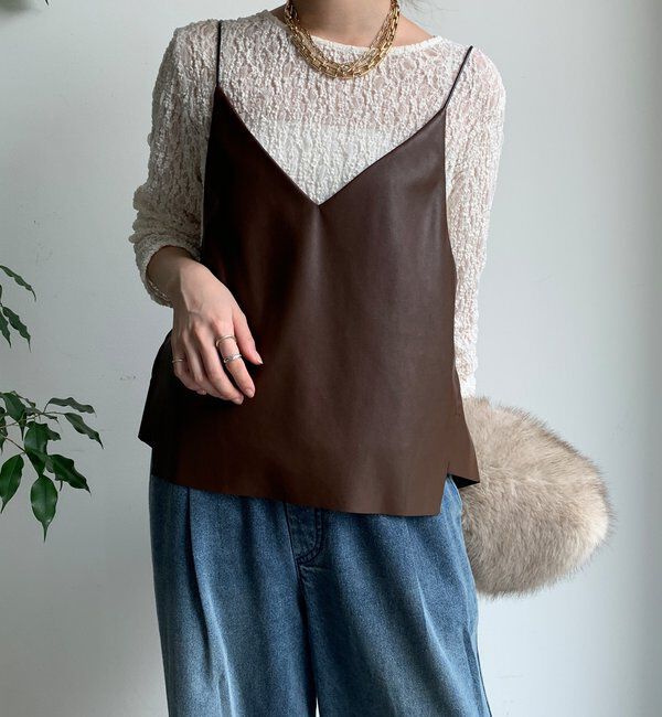  「【WEB限定】フェイクレザービスチェ」|シャツ・ブラウス|