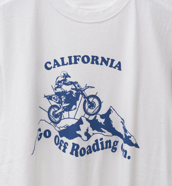  「【WHIMSIC/新色追加】ロゴプリントスリーブレスTシャツ」|キャミソール|