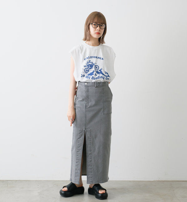  「【WHIMSIC/新色追加】ロゴプリントスリーブレスTシャツ」|キャミソール|