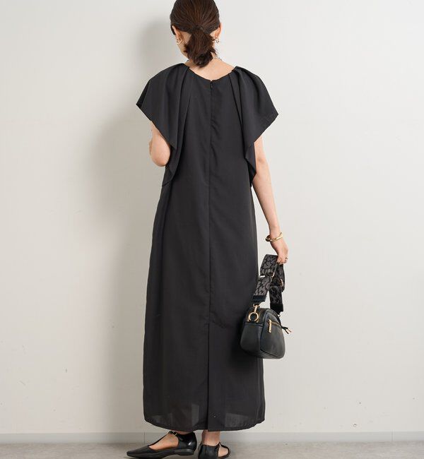  「《夏に快適◎・主役級アイテム》吸湿速乾機能付きフリルワンピース」|その他|