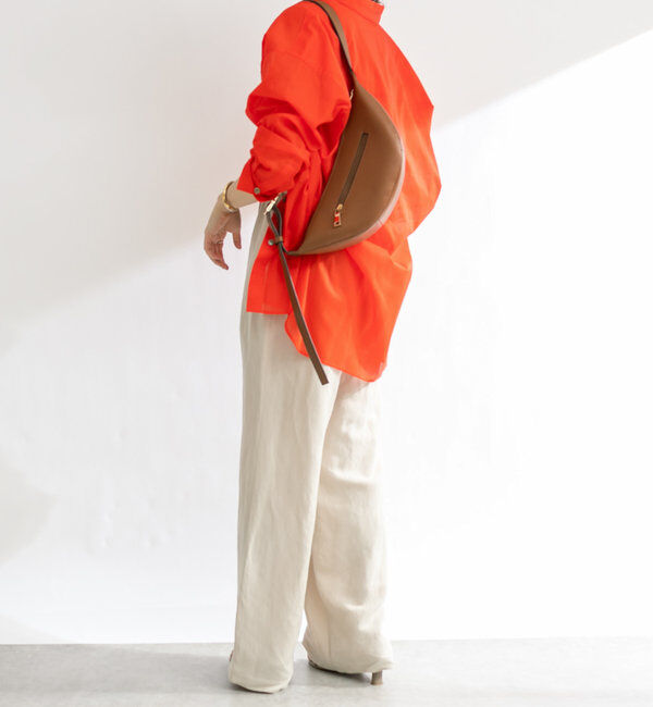  「【上品デザイン】カーブボディバッグ」|クラッチバッグ|