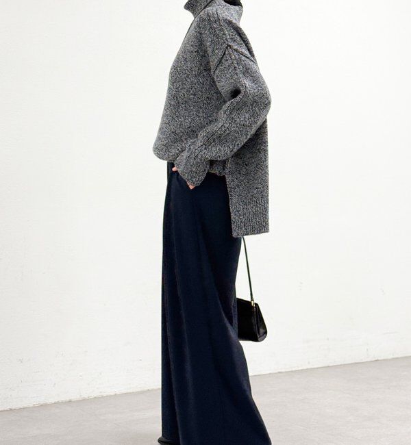  「【ウォッシャブル】【シーズンレスで使える】タックワイドスラックス」|チノ|