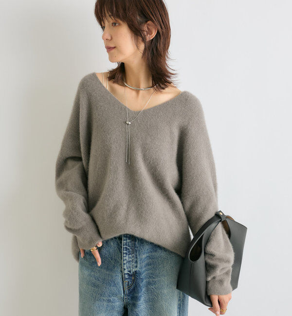  「【抜け感シルエット】ヘアリーウール片畦Vネックニット」|ニット・セーター|