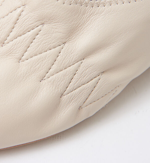 AU BANNISTER「シャーリングフラットパンプス」|その他|