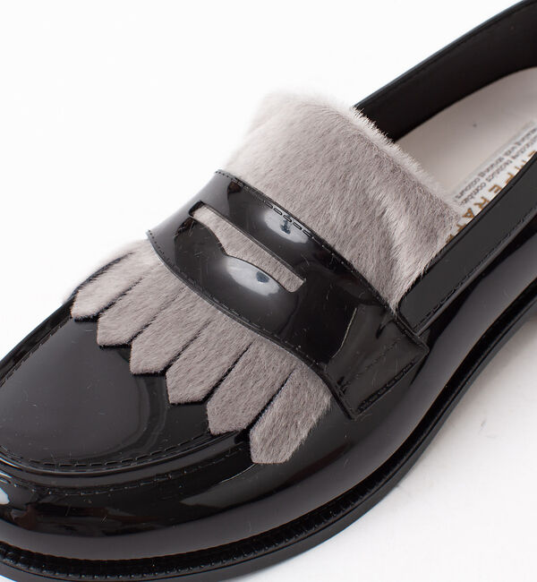 AU BANNISTER「●TEMPERATE 晴雨兼用ファーフリンジローファー」|ローファー|