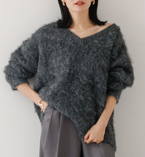 abahouse mavie「ブラッシュドVネックニット」|ニット・セーター|チャコールグレー