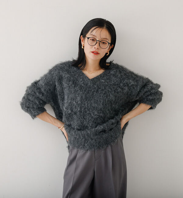 abahouse mavie「ブラッシュドVネックニット」|ニット・セーター|