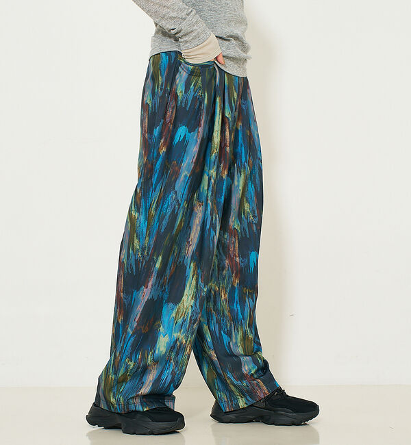 NOMINE「水彩アート ニュアンス柄 タックパンツ」|その他|ブルーグレー