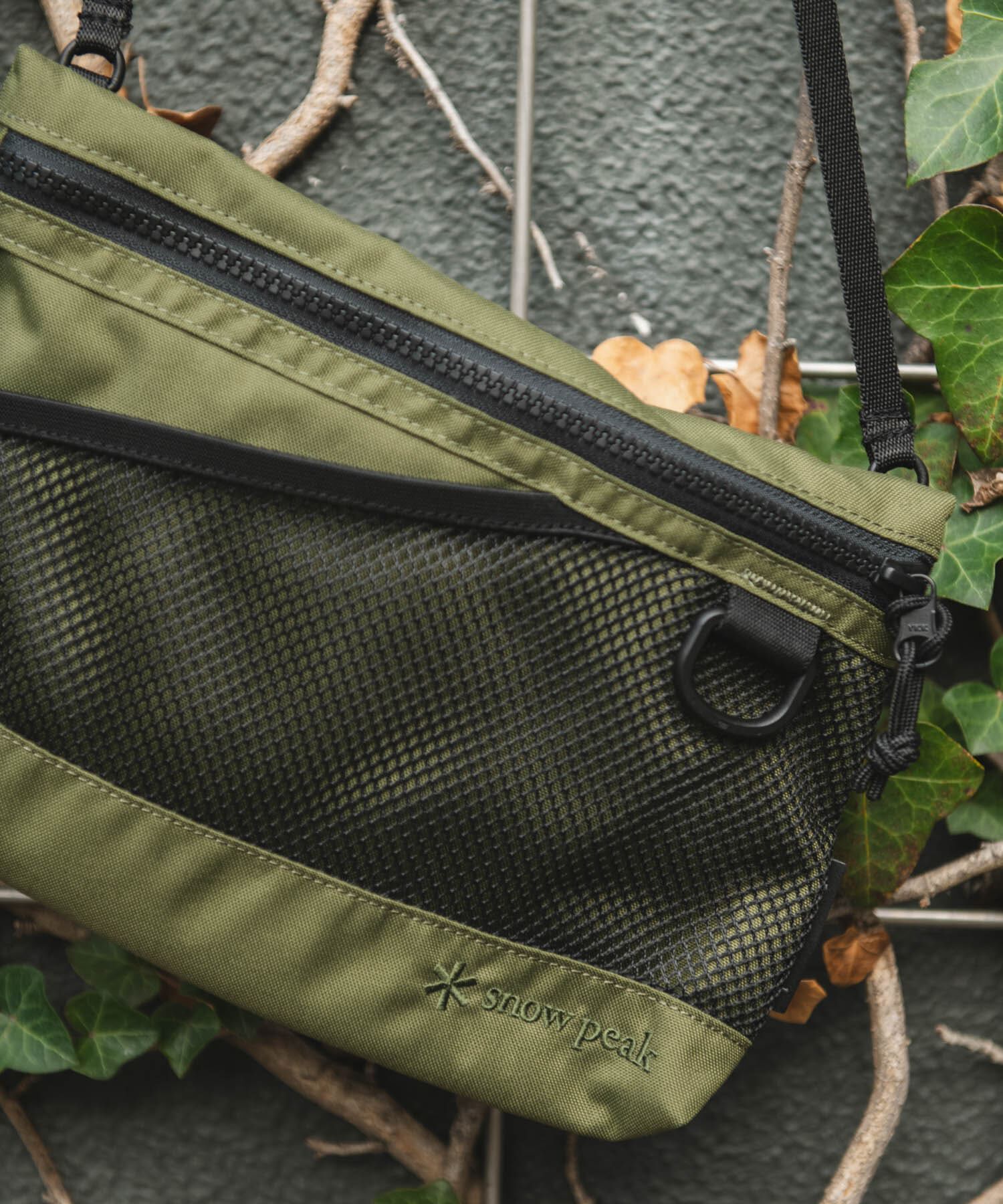 URBAN RESEARCH DOORS「『別注』Snow Peak Apparel&times;DOORS　Everyday Use Sacoche」|ショルダー・メッセンジャー|