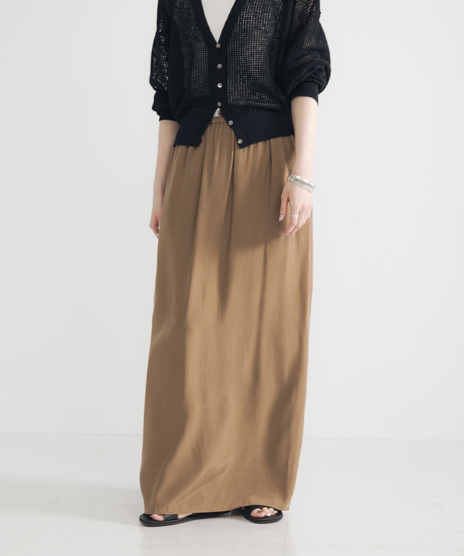 URBAN RESEARCH「キュプラレーヨンギャザーIラインスカート」|スカート|ベージュ