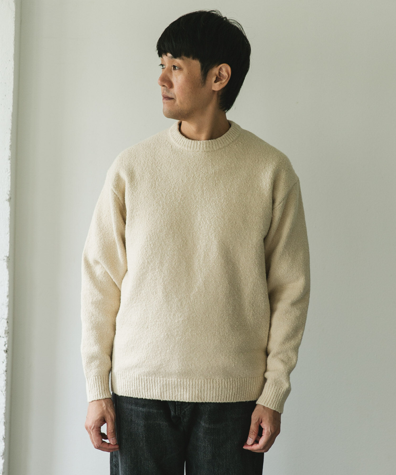 URBAN RESEARCH DOORS「AIR FIT クルーネックニット」|ニット・セーター|