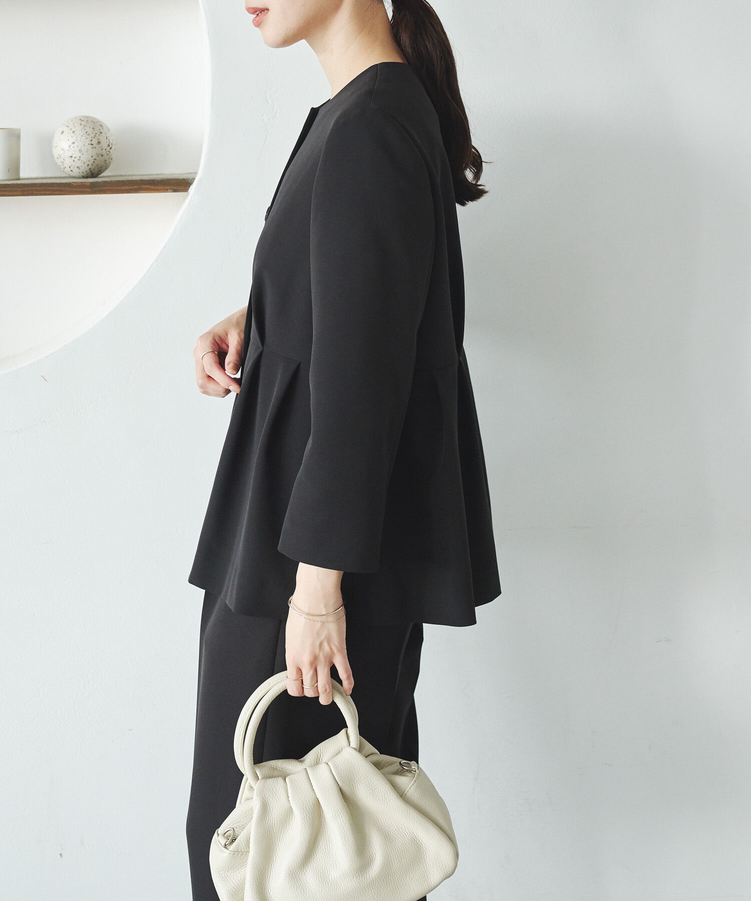 URBAN RESEARCH「ノーカラーペプラムジャケット」|ノーカラージャケット|