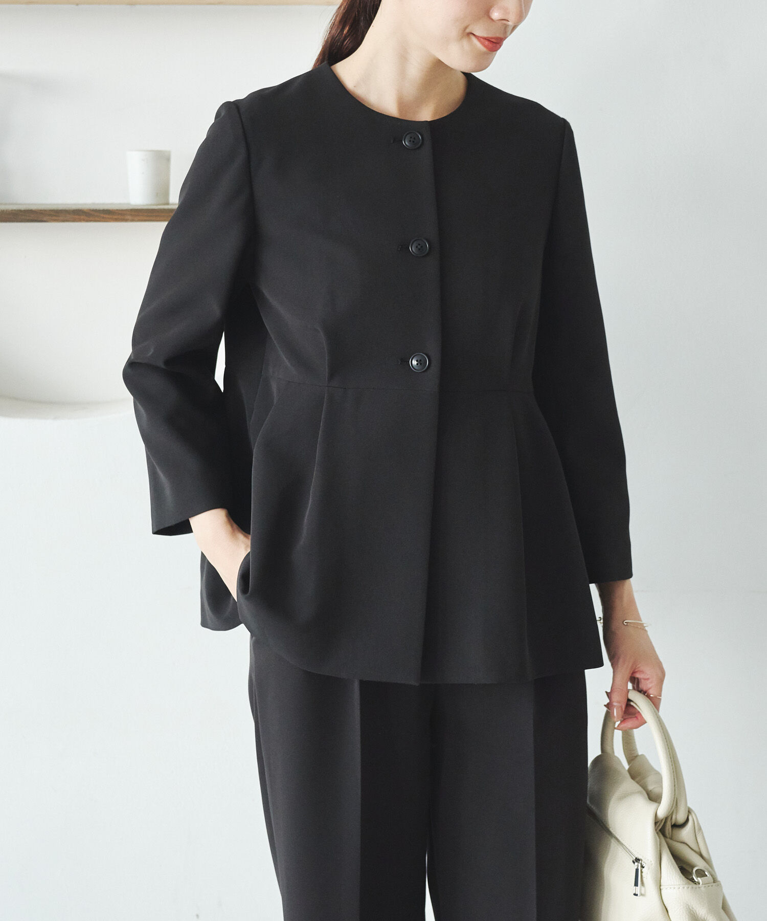 URBAN RESEARCH「ノーカラーペプラムジャケット」|ノーカラージャケット|