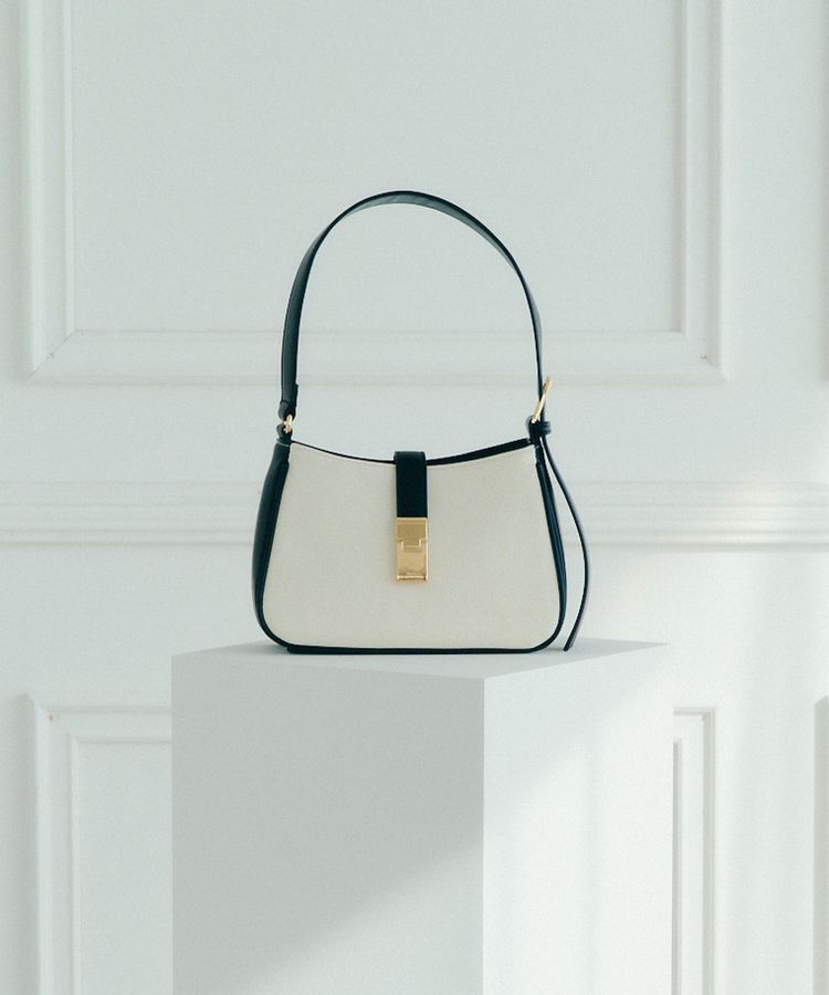 YECCA VECCA「メタルポイントワンハンドルバッグ」|ショルダー・メッセンジャー|