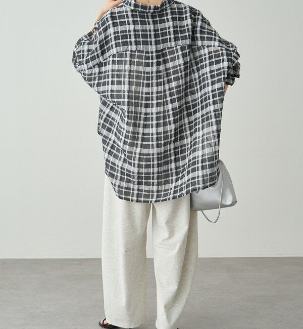  「【日焼け・冷房対策に◎】綿麻チェックオーバーシャツブラウス」|シャツ・ブラウス|