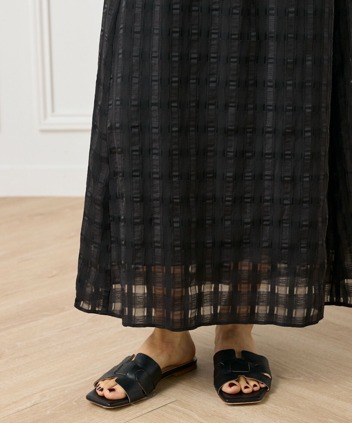 INED「《大きいサイズ》シアーチェックバイアススカート」|フレア|