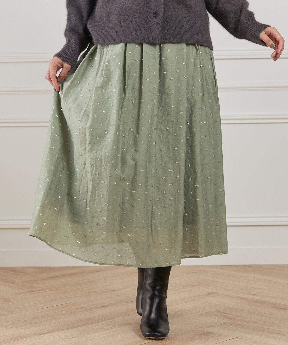INED「《大きいサイズ》ラメドットタックスカート」|スカート|カーキ3