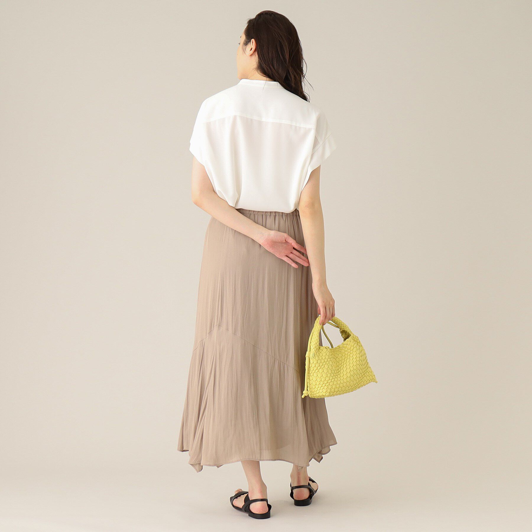 UNTITLED「【大人気！／ゆったり軽い／洗える】フロントタック ジョーゼットシャツ」|シャツ・ブラウス|