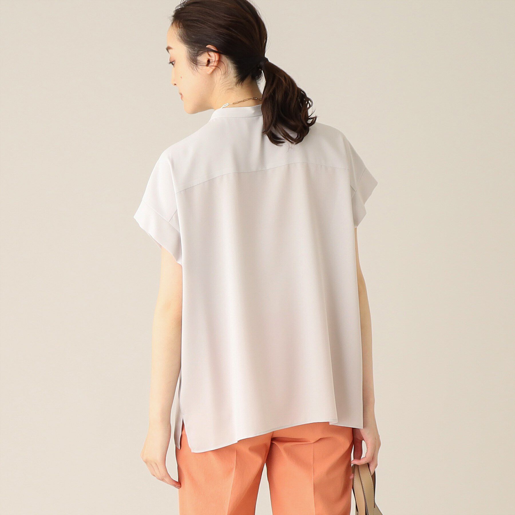 UNTITLED「【大人気！／ゆったり軽い／洗える】フロントタック ジョーゼットシャツ」|シャツ・ブラウス|