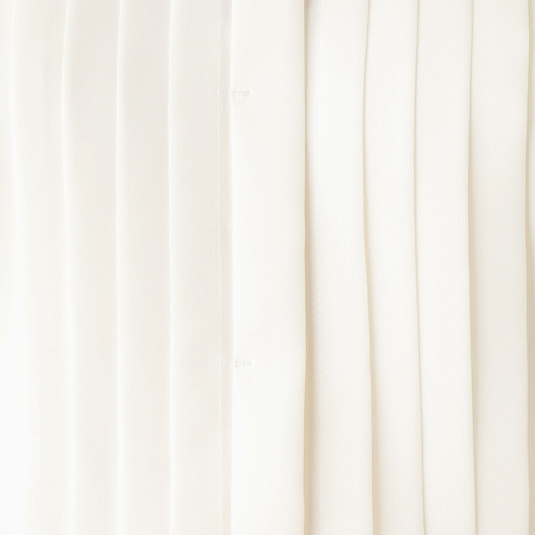 UNTITLED「【大人気！／ゆったり軽い／洗える】フロントタック ジョーゼットシャツ」|シャツ・ブラウス|