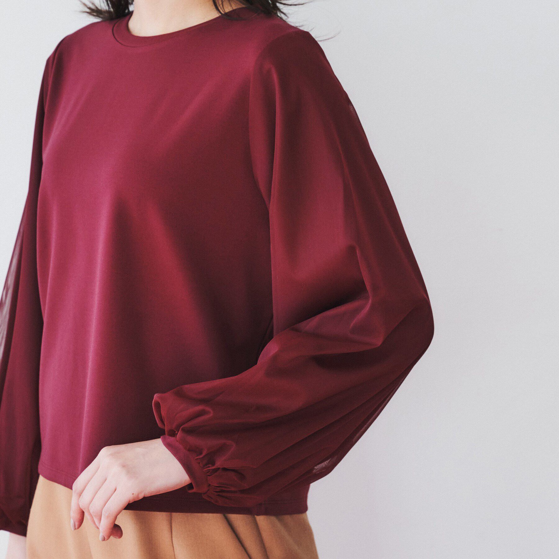 UNTITLED「【洗える/すっきり丈/きれいめ】ストレッチポンチ袖チュールカットソー」|Tシャツ・カットソー|