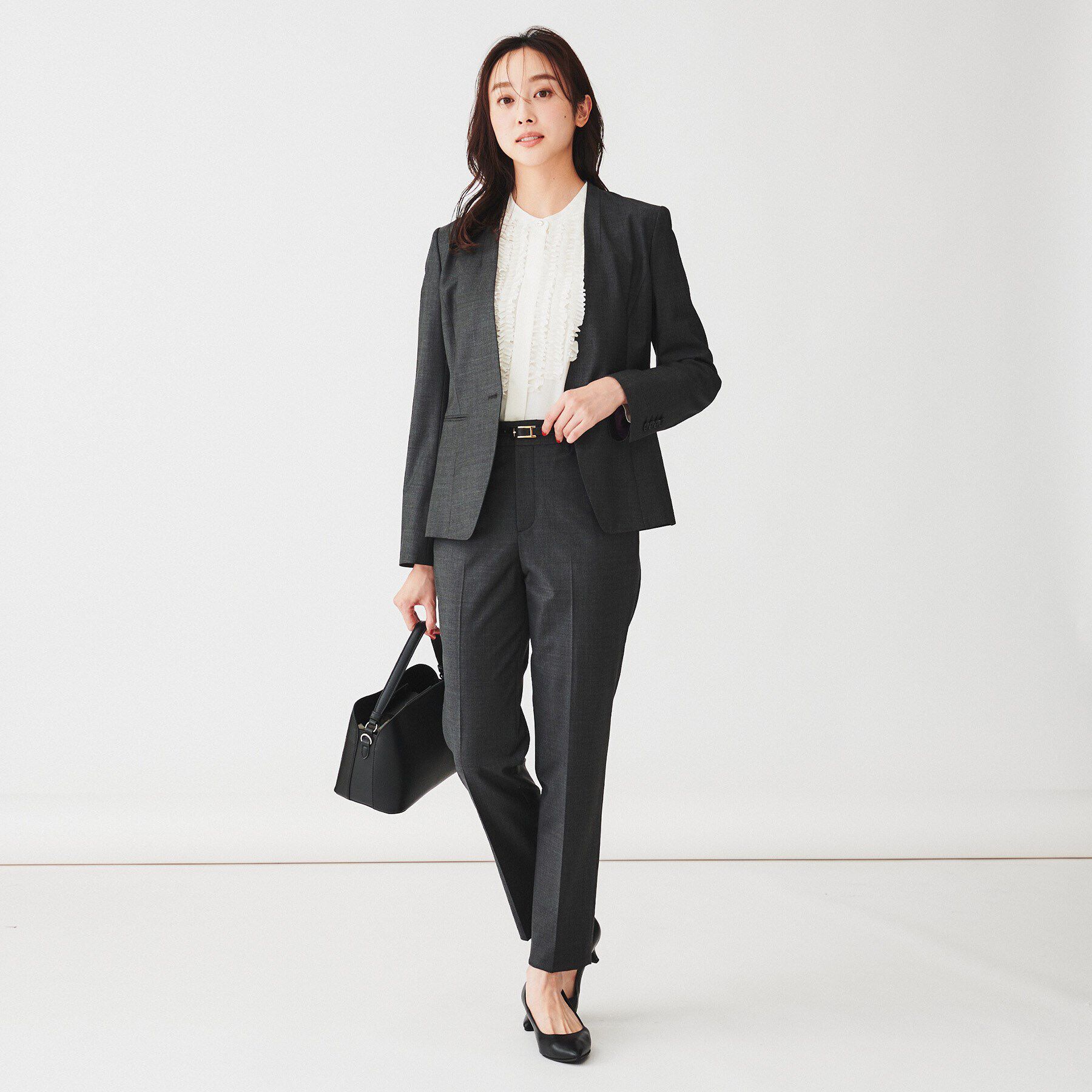 UNTITLED「【オンオフ使える/洗える】長袖フリルブラウス」|シャツ・ブラウス|