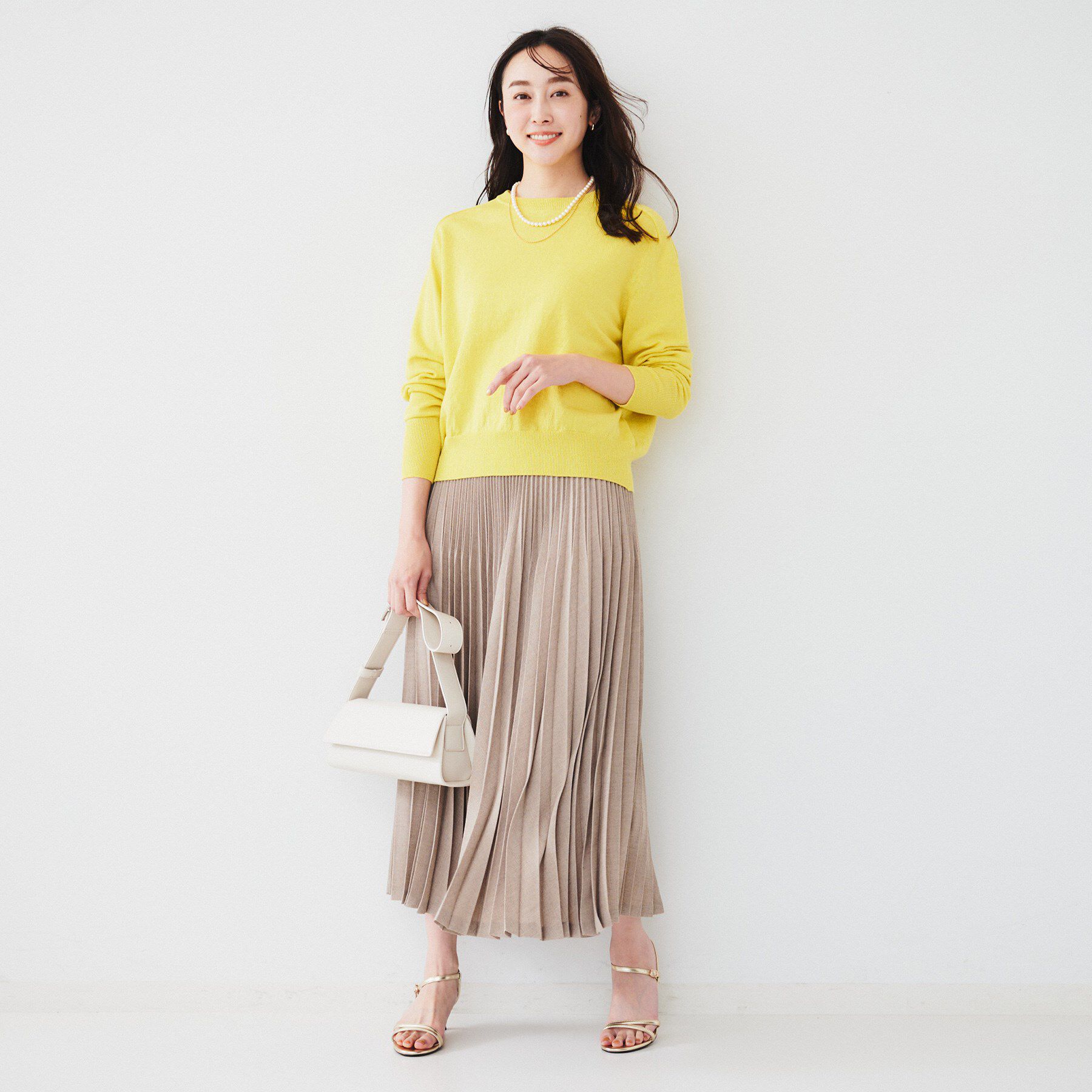 UNTITLED「【アンサンブル可能/洗える】リネン混ベーシックプルオーバー」|ニット・セーター|