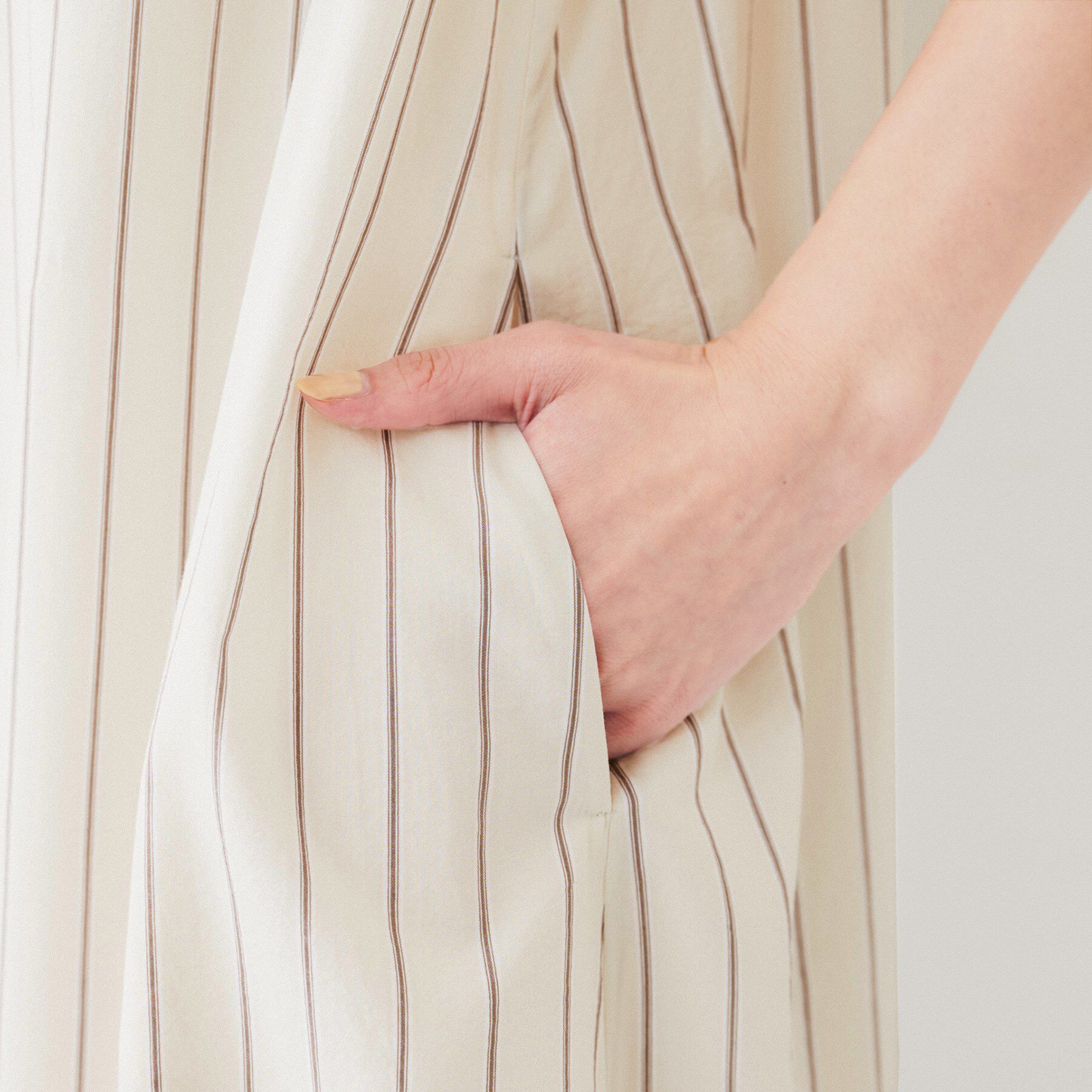 UNTITLED「【洗える/ノースリ/夏ワンピ】ストライプワンピース」|ワンピース|