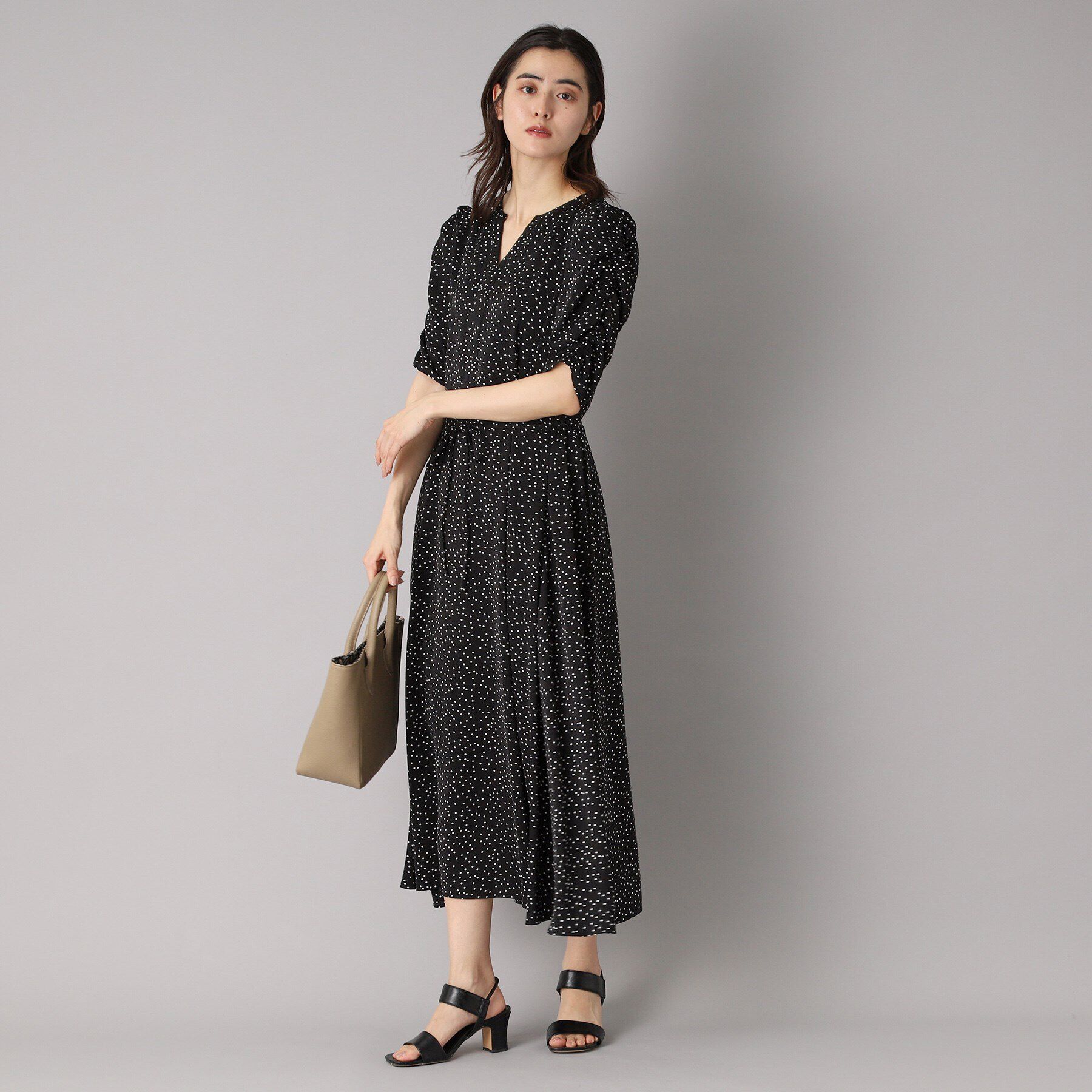 DRESSTERIOR「【ポケット付き/ドット柄】ドットハーフスリーブワンピース」|ワンピース|