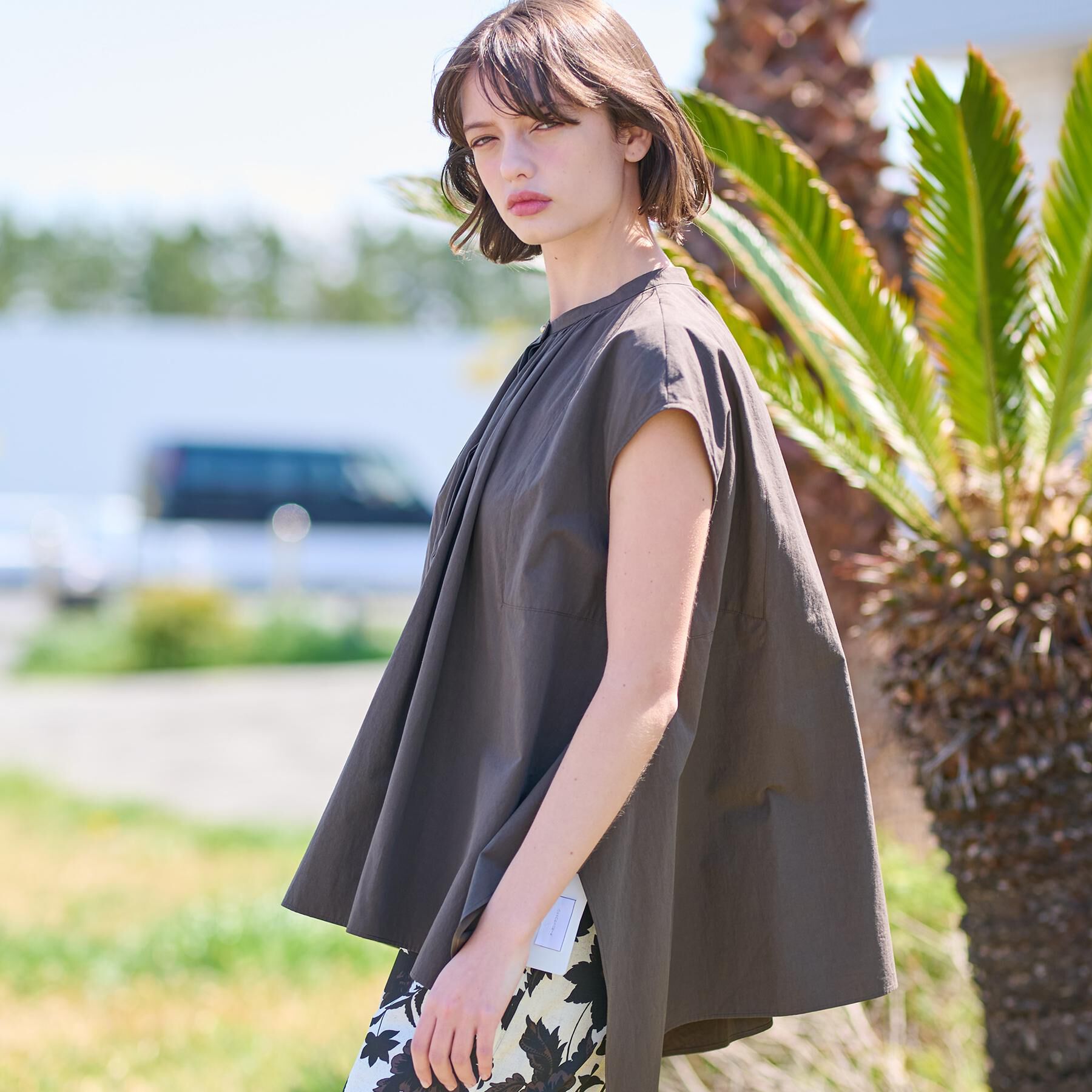 DRESSTERIOR「【コットン100％/洗える】フレンチスリーブイレギュラーヘムブラウス」|シャツ・ブラウス|