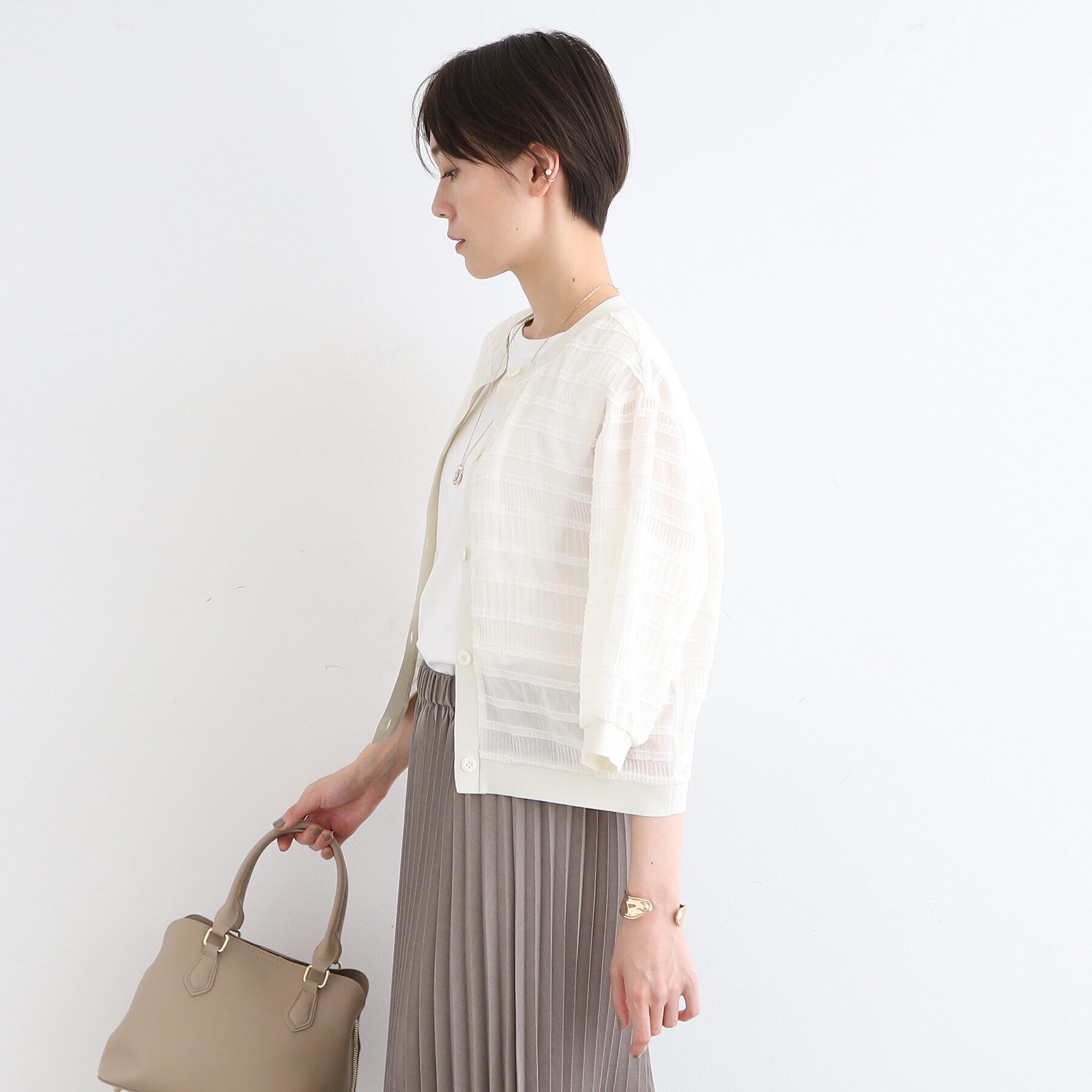 INDIVI「【洗える／SETUP可能】シャーリングクロップド丈カーディガンブラウス」|カーディガン|