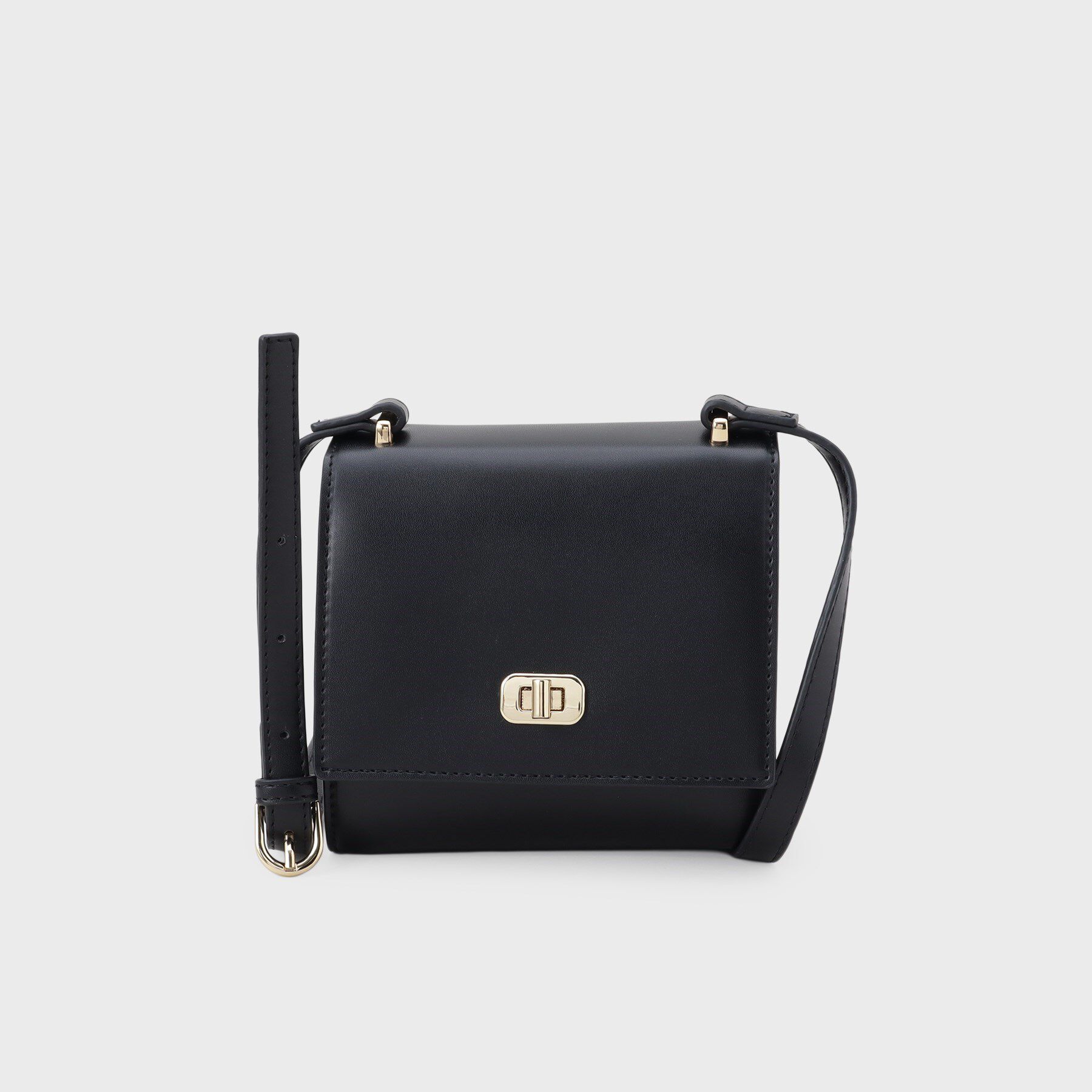 INDIVI「ミニスクエアショルダー」|ショルダー・メッセンジャー|