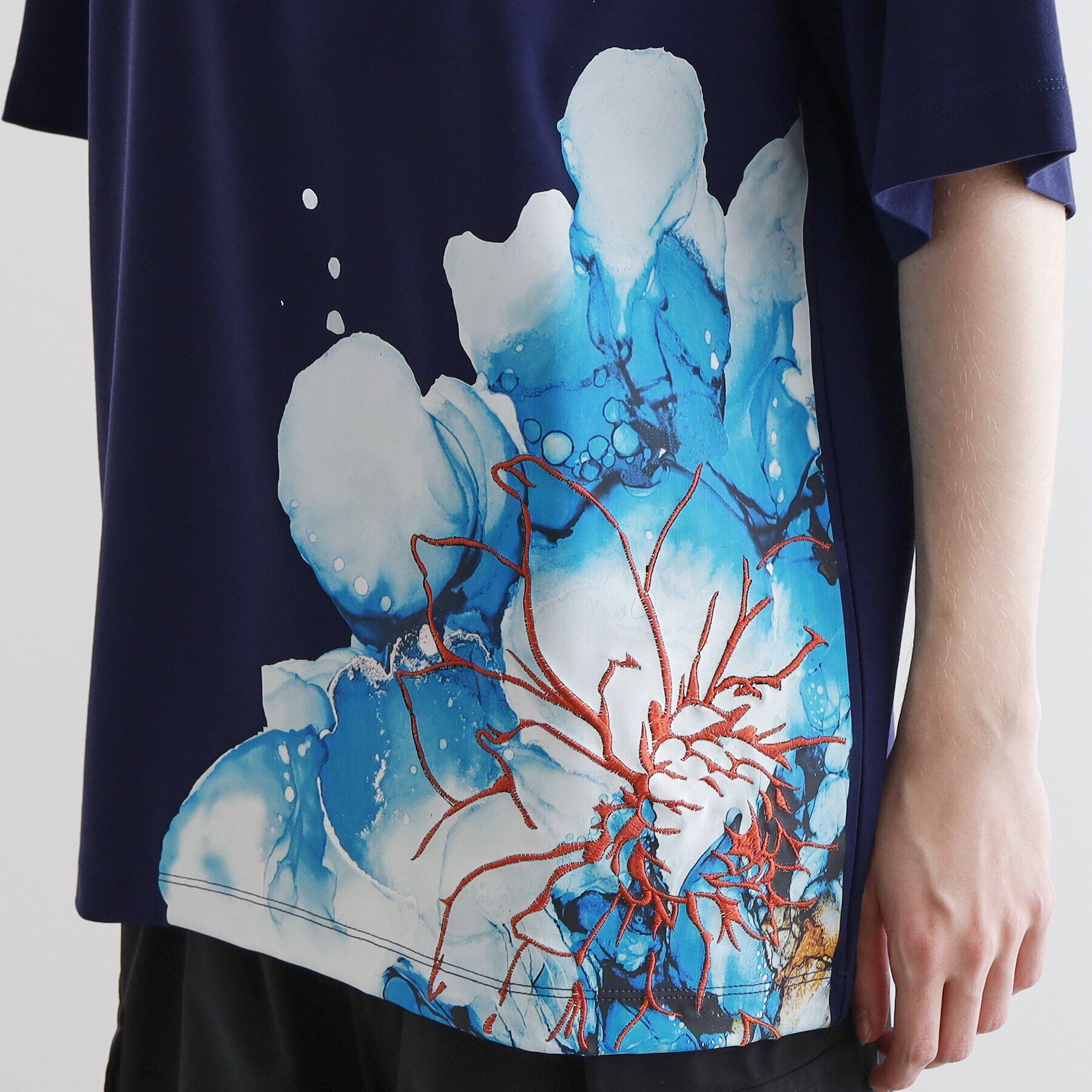 tk.TAKEO KIKUCHI「バブルアートフラワーTシャツ」|Tシャツ・カットソー|