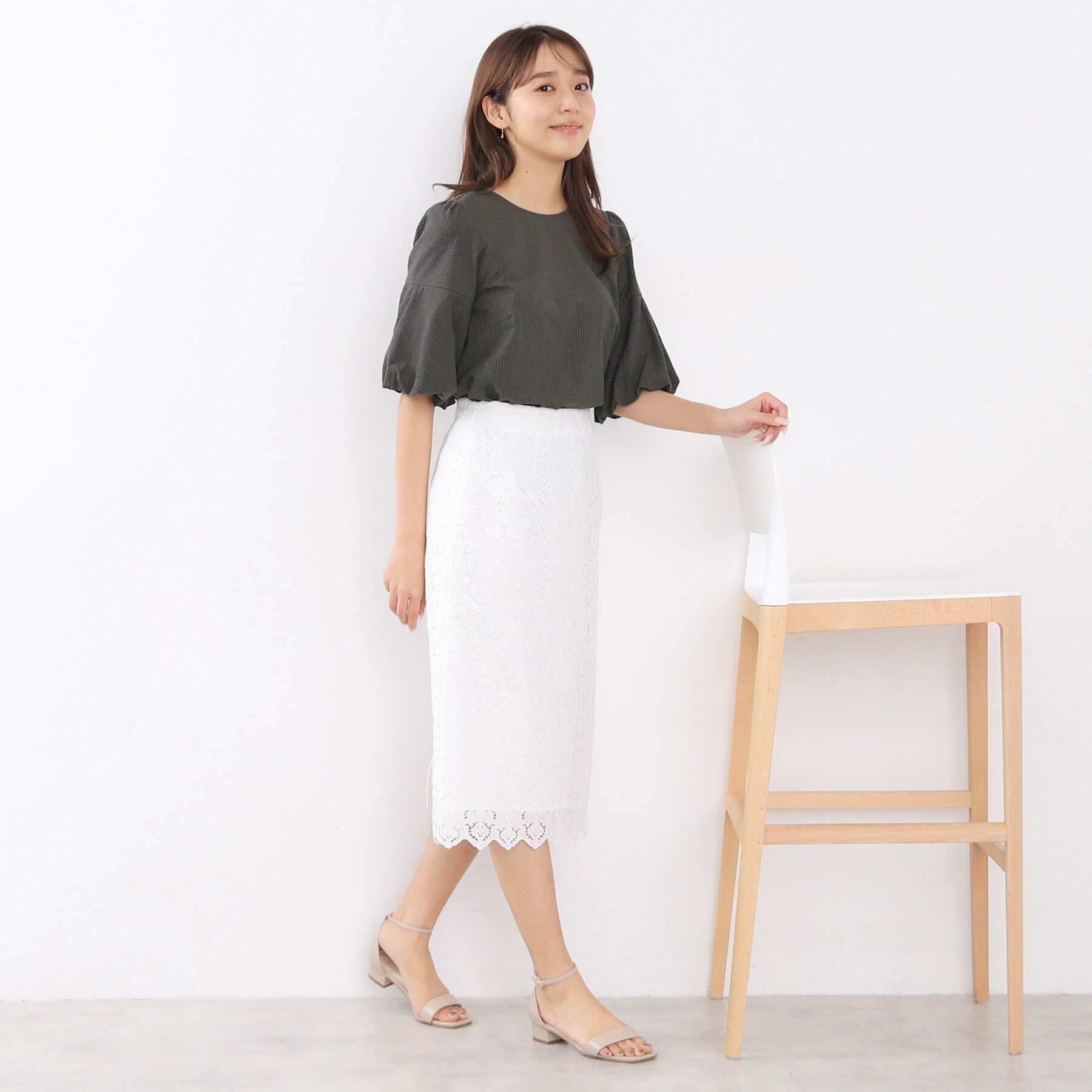 index「サッカーストライプバルーンスリーブブラウス【洗濯機洗い可】」|シャツ・ブラウス|