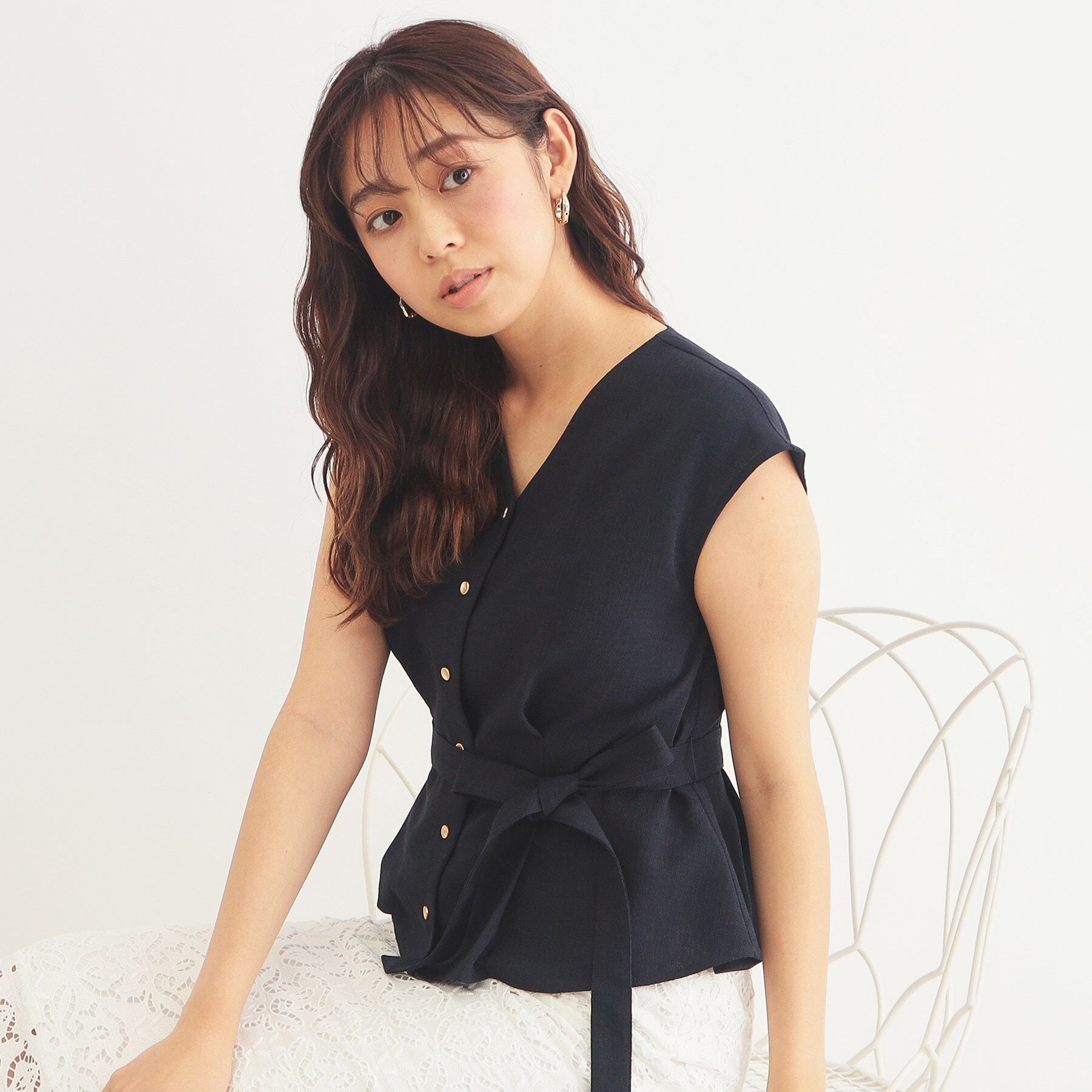 index「《美人百花掲載》リネンタッチ フレンチリボンブラウス/セットアップ対応【洗濯機洗い可/イージーアイロ」|シャツ・ブラウス|