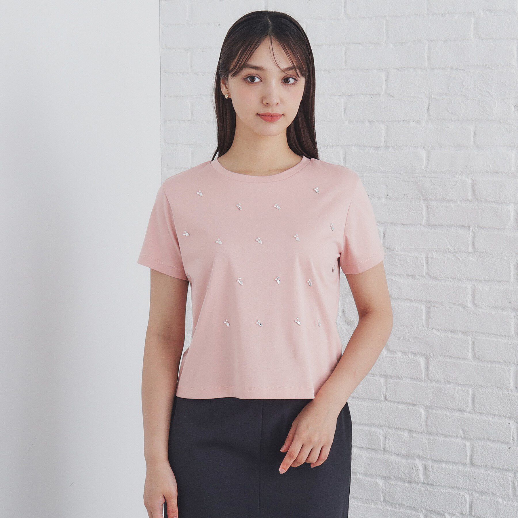 index「《美人百花掲載》クールタッチ短丈ビジューTシャツ【洗濯機洗い/接触冷感】」|Tシャツ・カットソー|