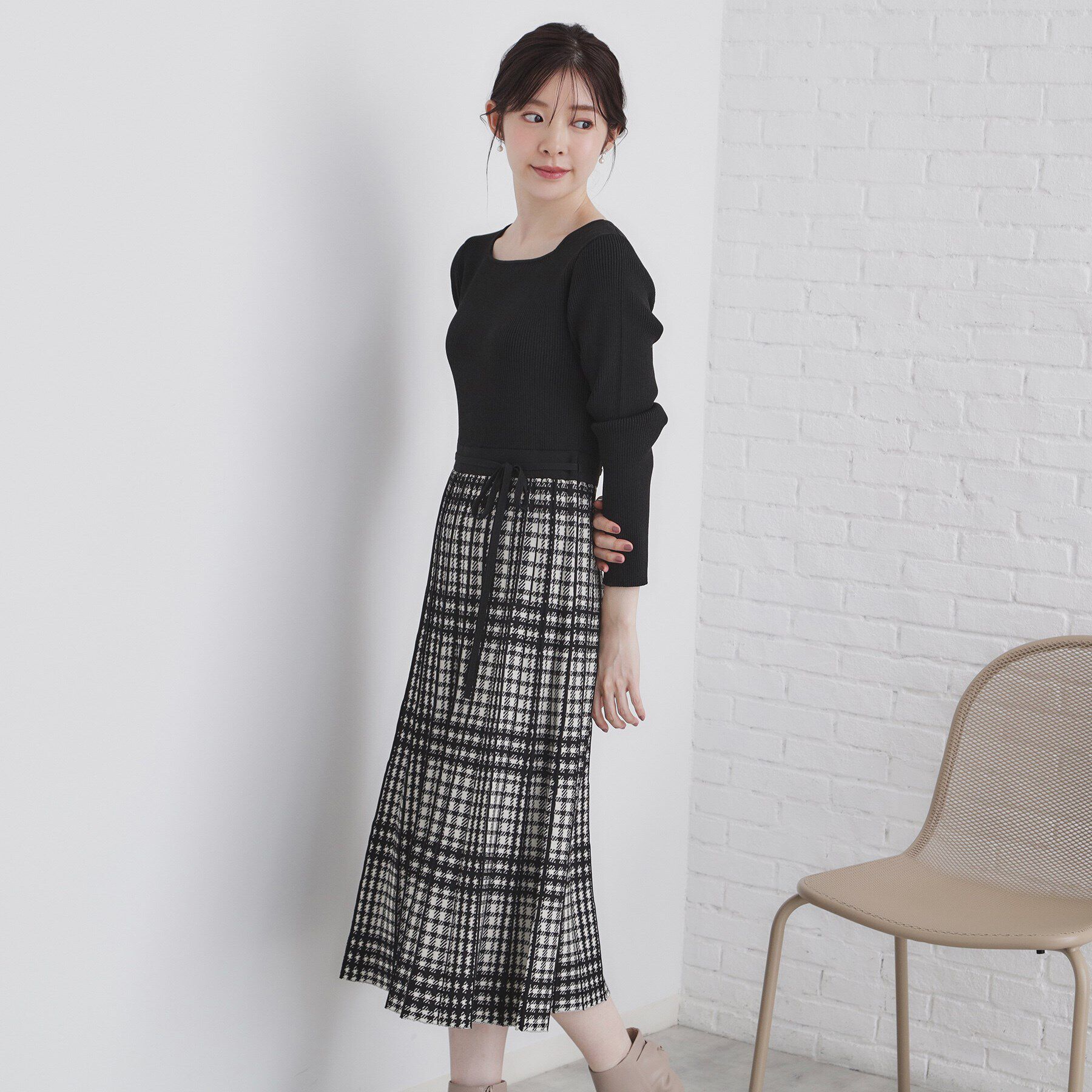 index「チェックプリーツ風ニットワンピース【洗濯機洗い可/抗ピル】」|ワンピース|