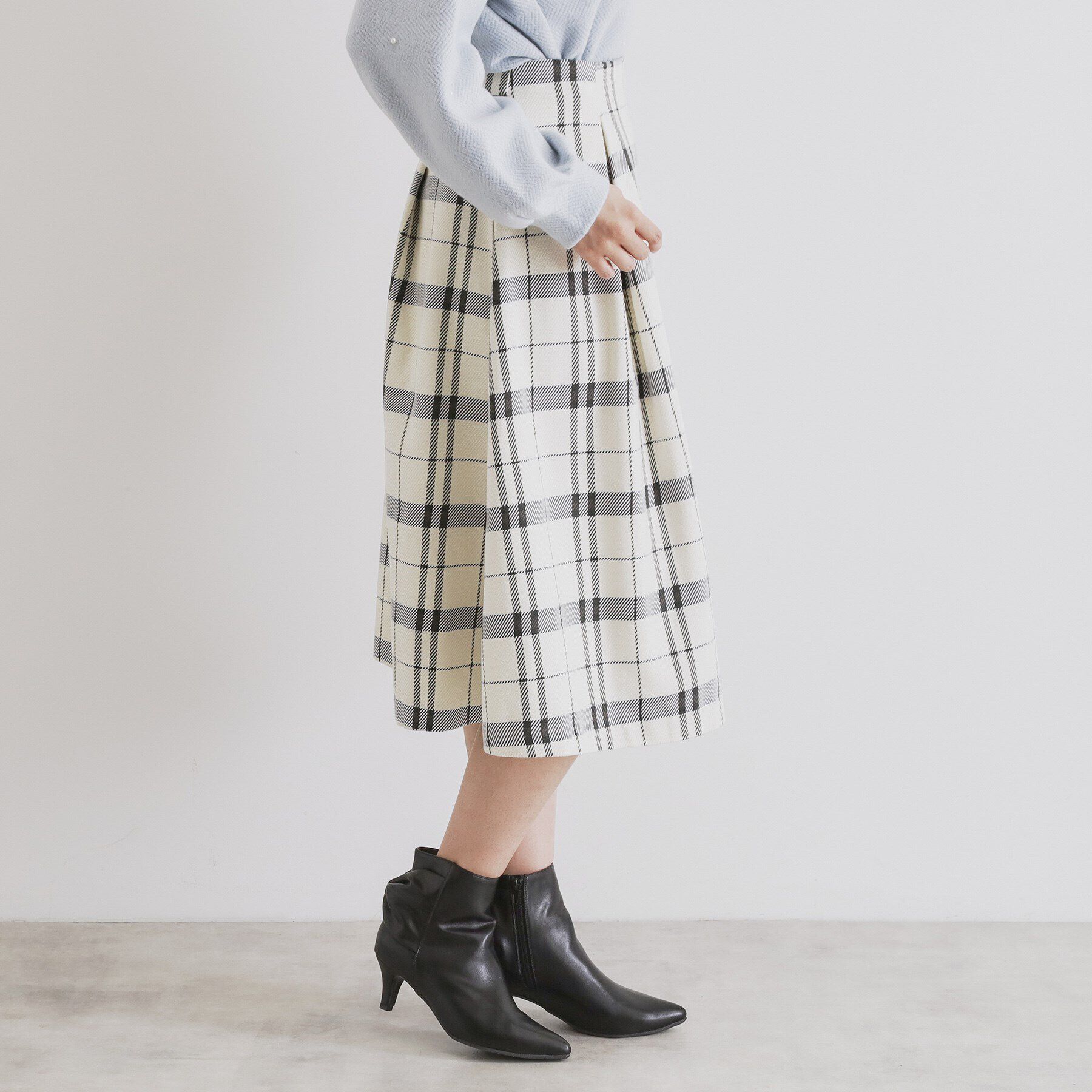 index「タックフレアチェックスカート【洗濯機洗い可】」|スカート|