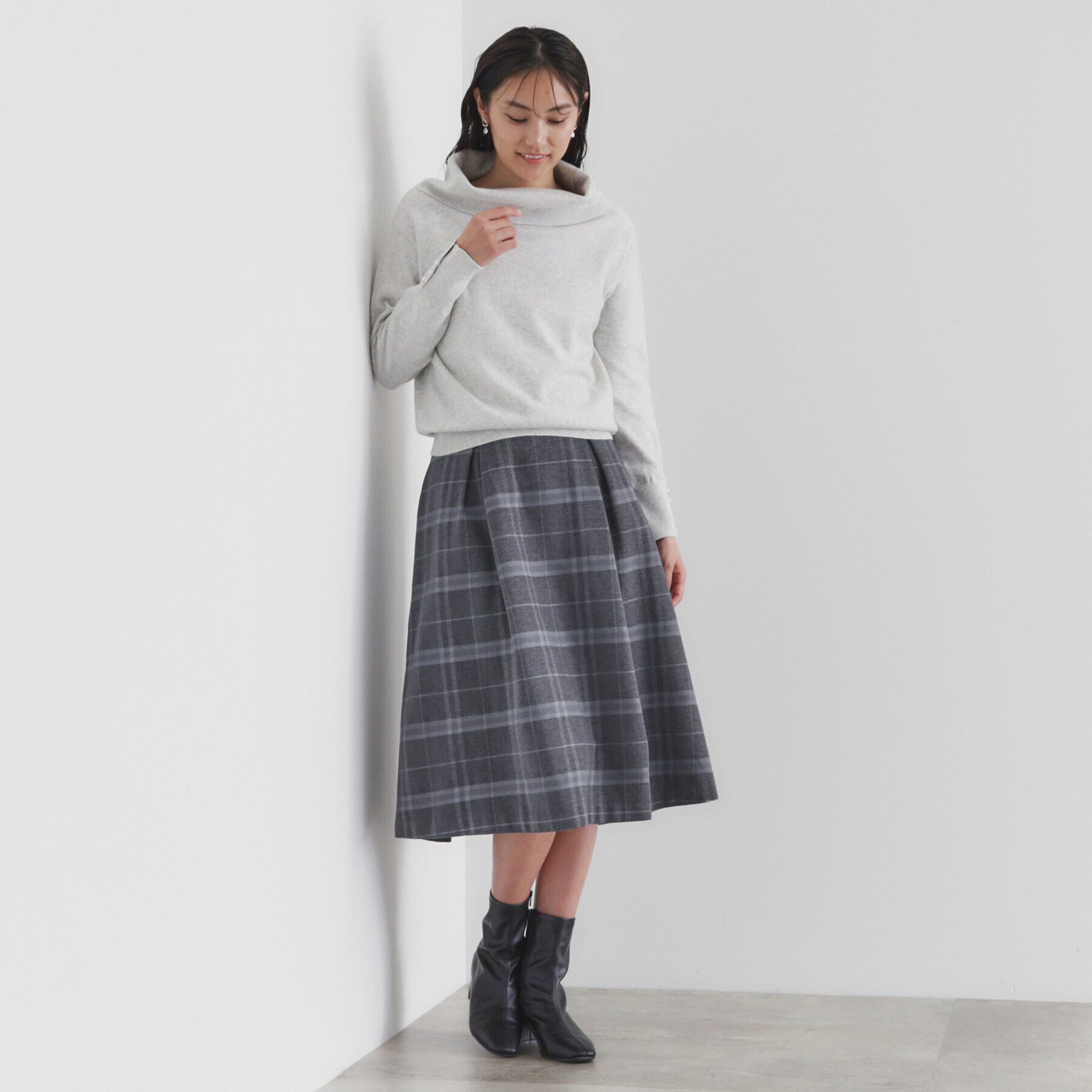 index「タックフレアチェックスカート【洗濯機洗い可】」|スカート|