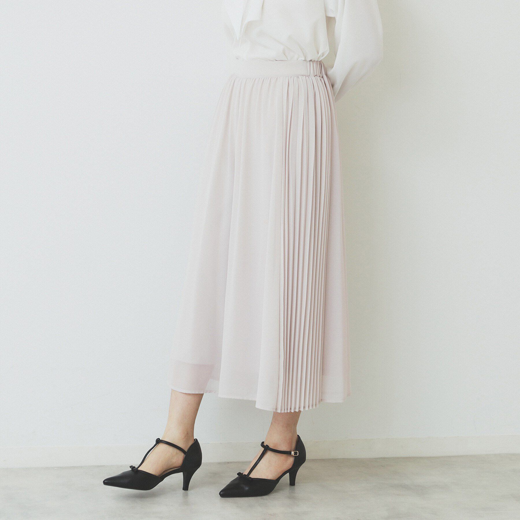 index「サイドプリーツフレアパンツ【洗濯機洗い可】」|その他|グレージュ(850)