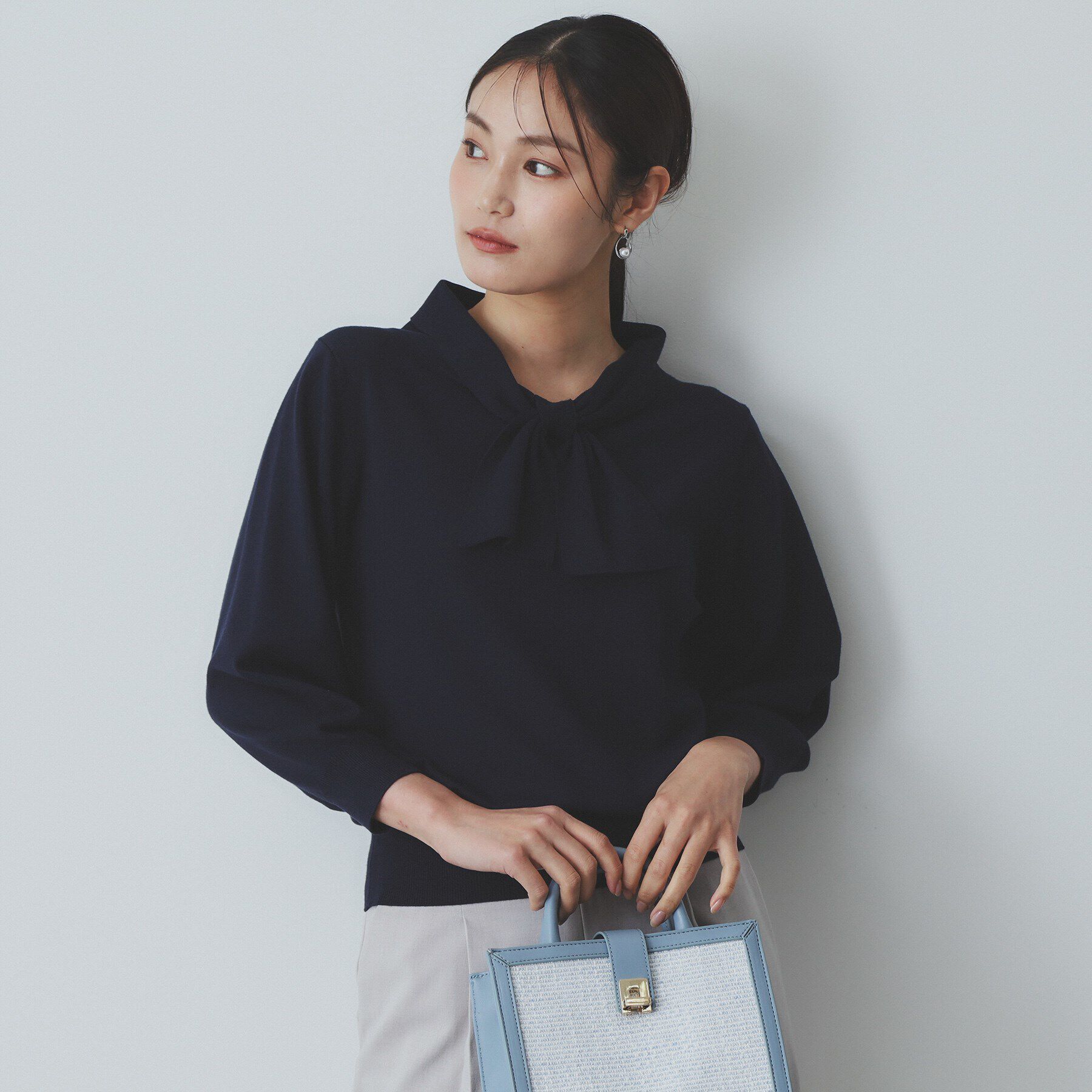 index「ロールカラーボウタイニット【洗濯機洗い可】」|ニット・セーター|ネイビー(094)