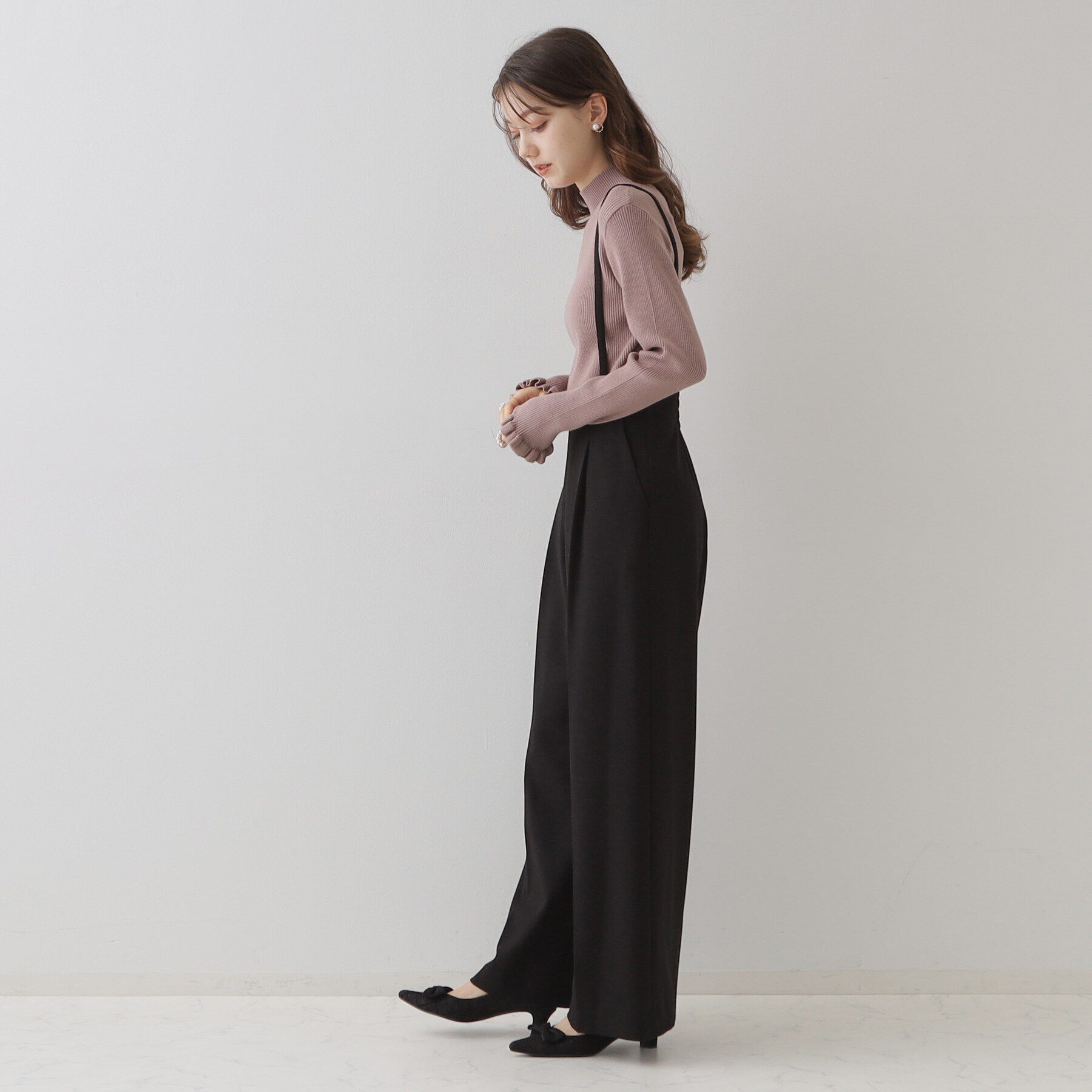Couture broach「【華奢見せが叶う】サス付き裏起毛ジョーゼットワイドパンツ」|その他|