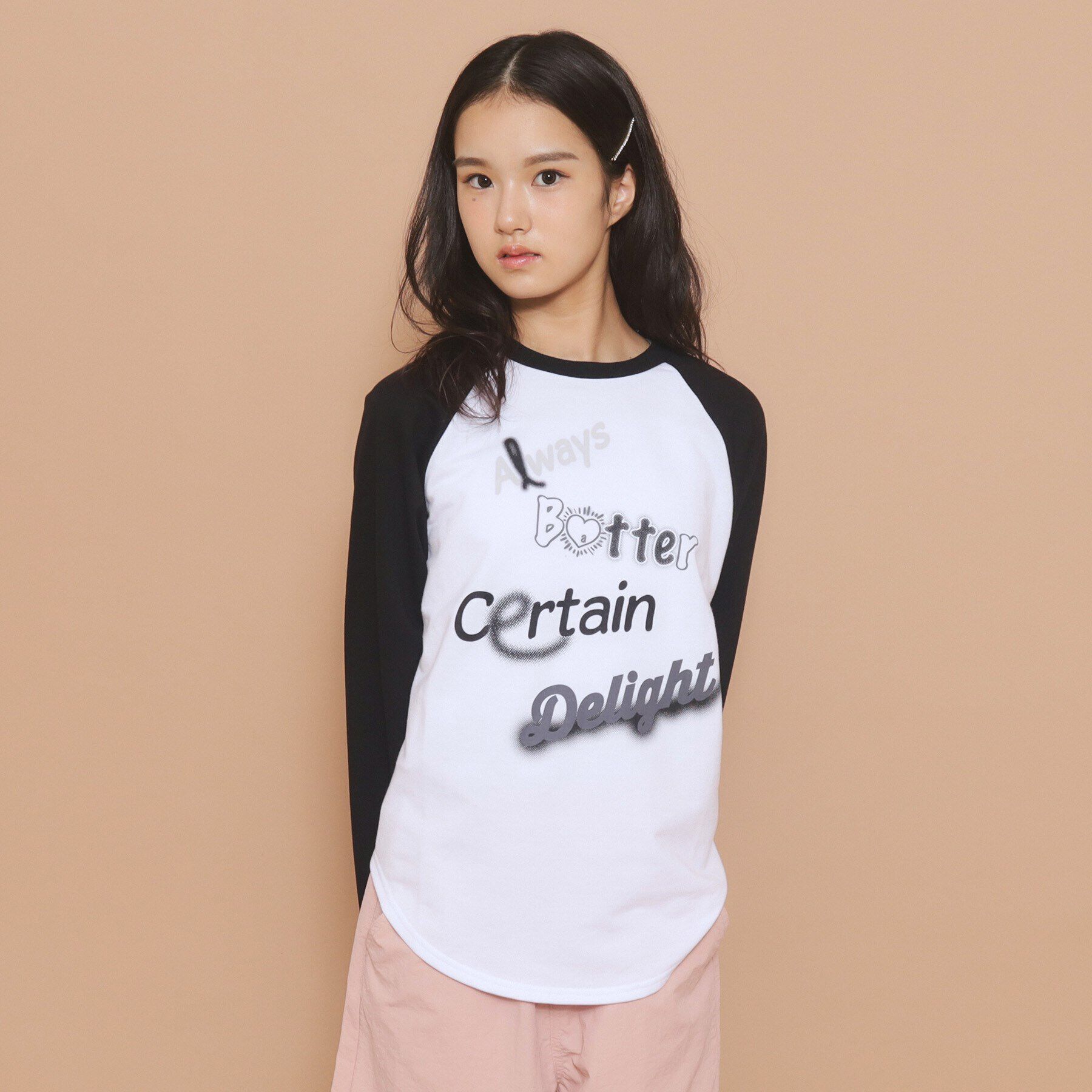 PINK-latte「【130cmあり】グラフィックロゴ ラグランTシャツ」|Tシャツ・カットソー|