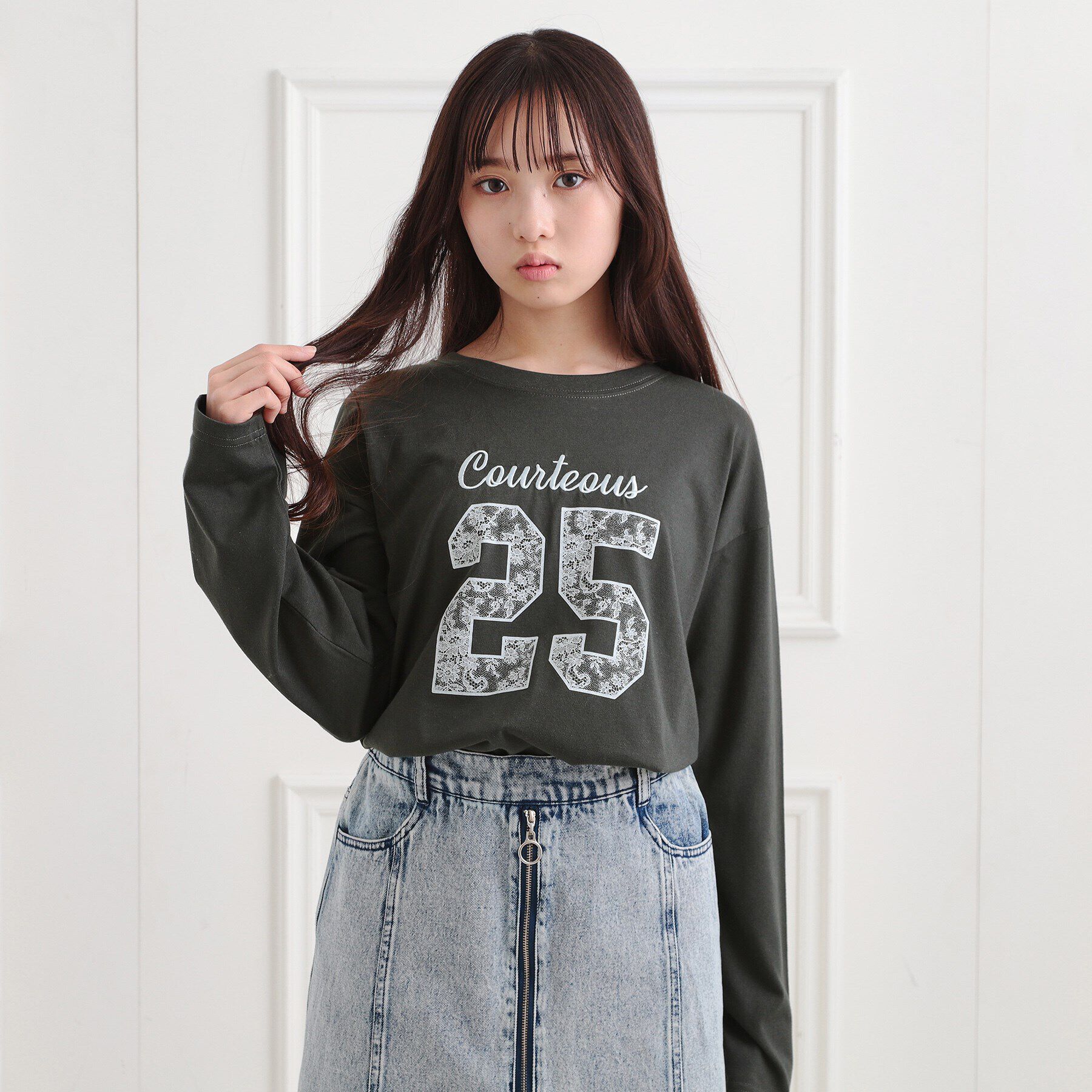 PINK-latte「レースプリントナンバリングロンT」|Tシャツ・カットソー|グレー(012)