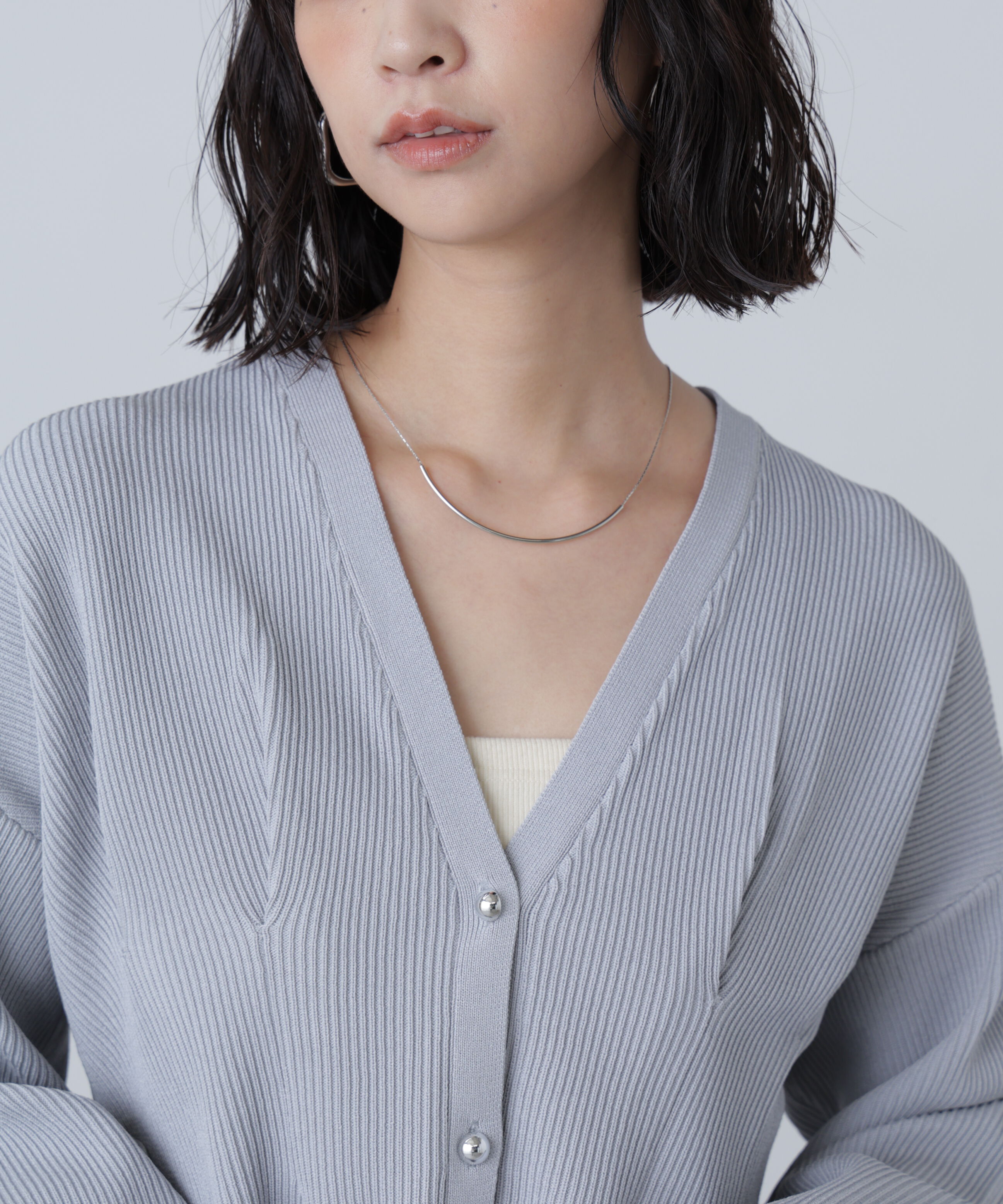  「ウエストタックメタリックボタンカーディガン」|ニット・セーター|