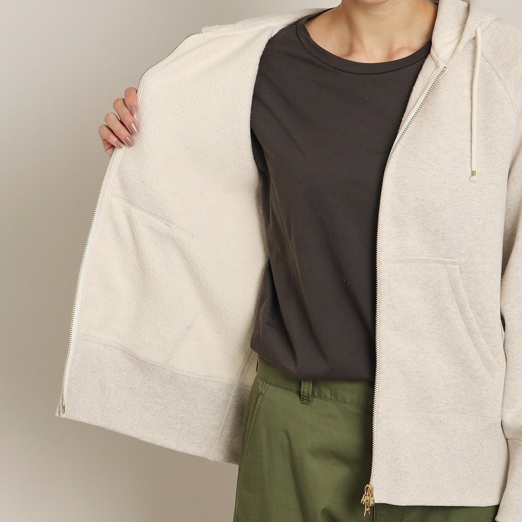 Dessin「【ユニセックス・日本製・洗える】吊り裏毛パーカ」|パーカー|