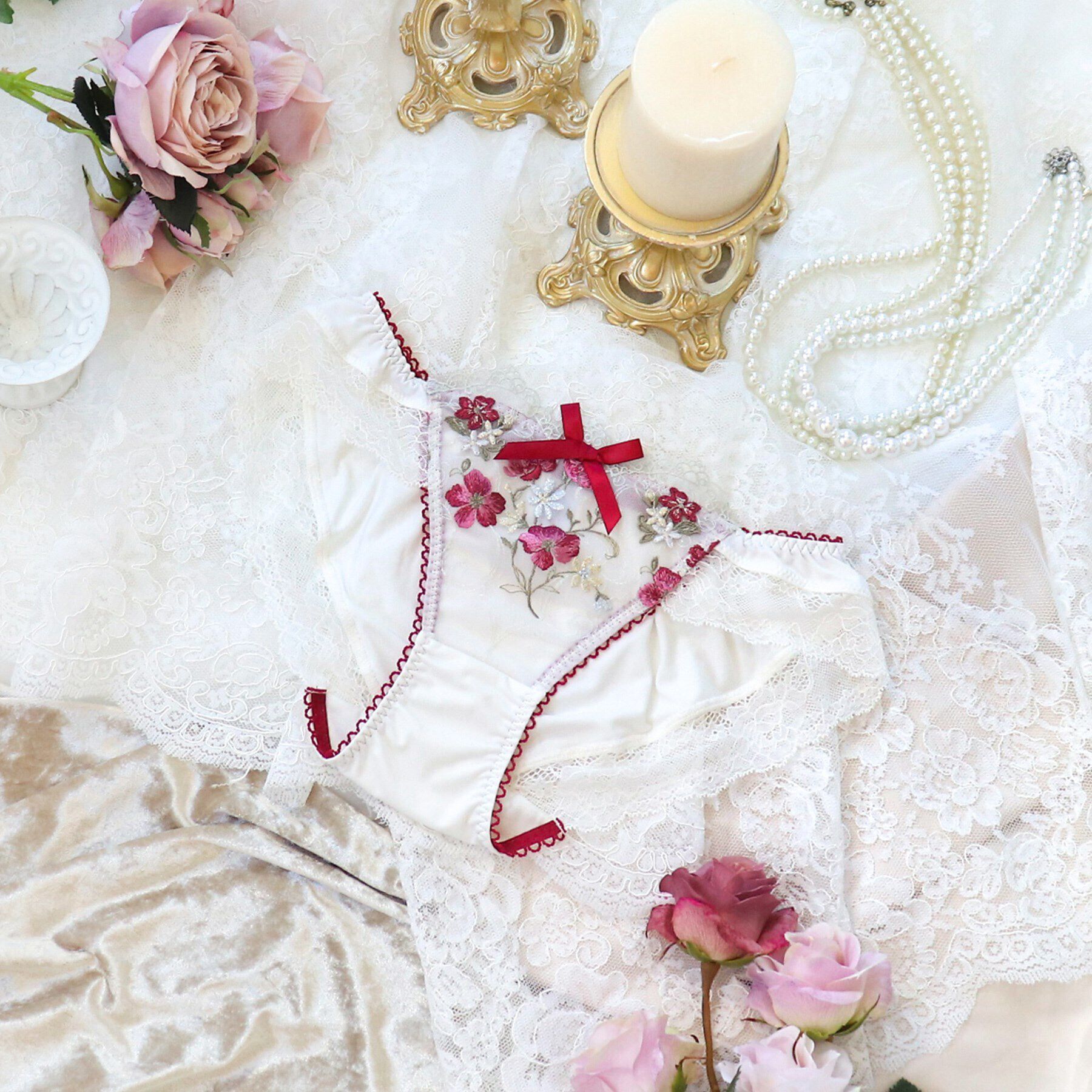 Risa Magli「アン・マリー ノーマルショーツ」|インナー|レッド(060)